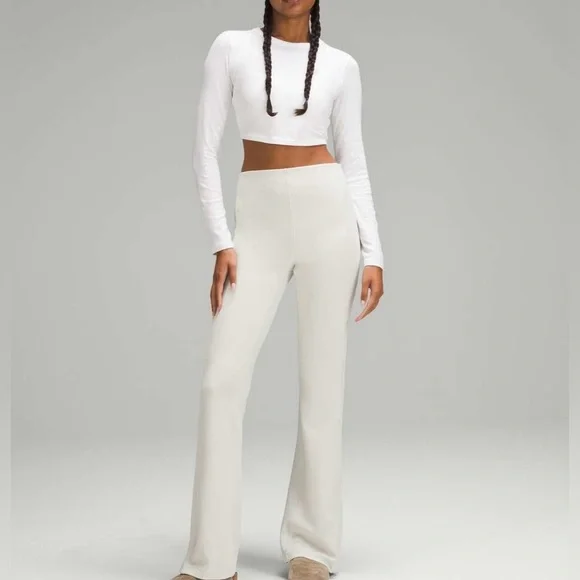 Lululemon Brushed Softstreme Ribbed Zip Flared Pant 32.5” – Bone | Size 6 | NWT - Picture 3 of 11